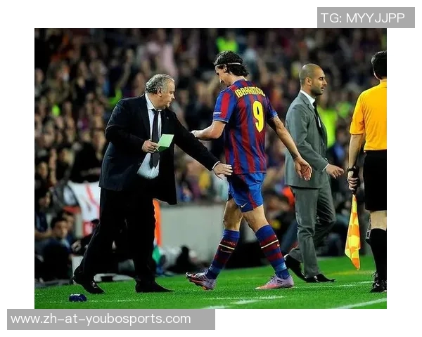 四位传奇足球明星的卓越成就与球场人生揭秘 四位传奇足球明星的卓越成就与球场人生揭秘